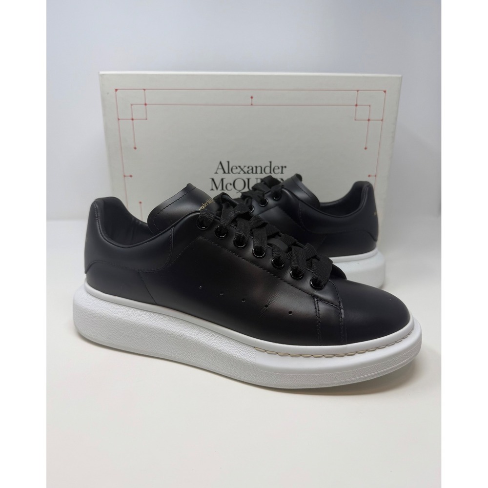 Alexander McQueen Oversized Sneaker Black/White Size 11 US 44 EU